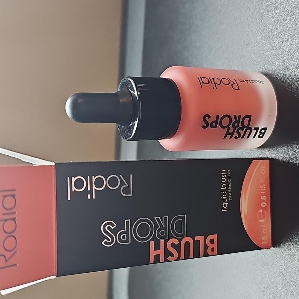 Rodial Blush Drops - Radiant Pink Liquid Blush